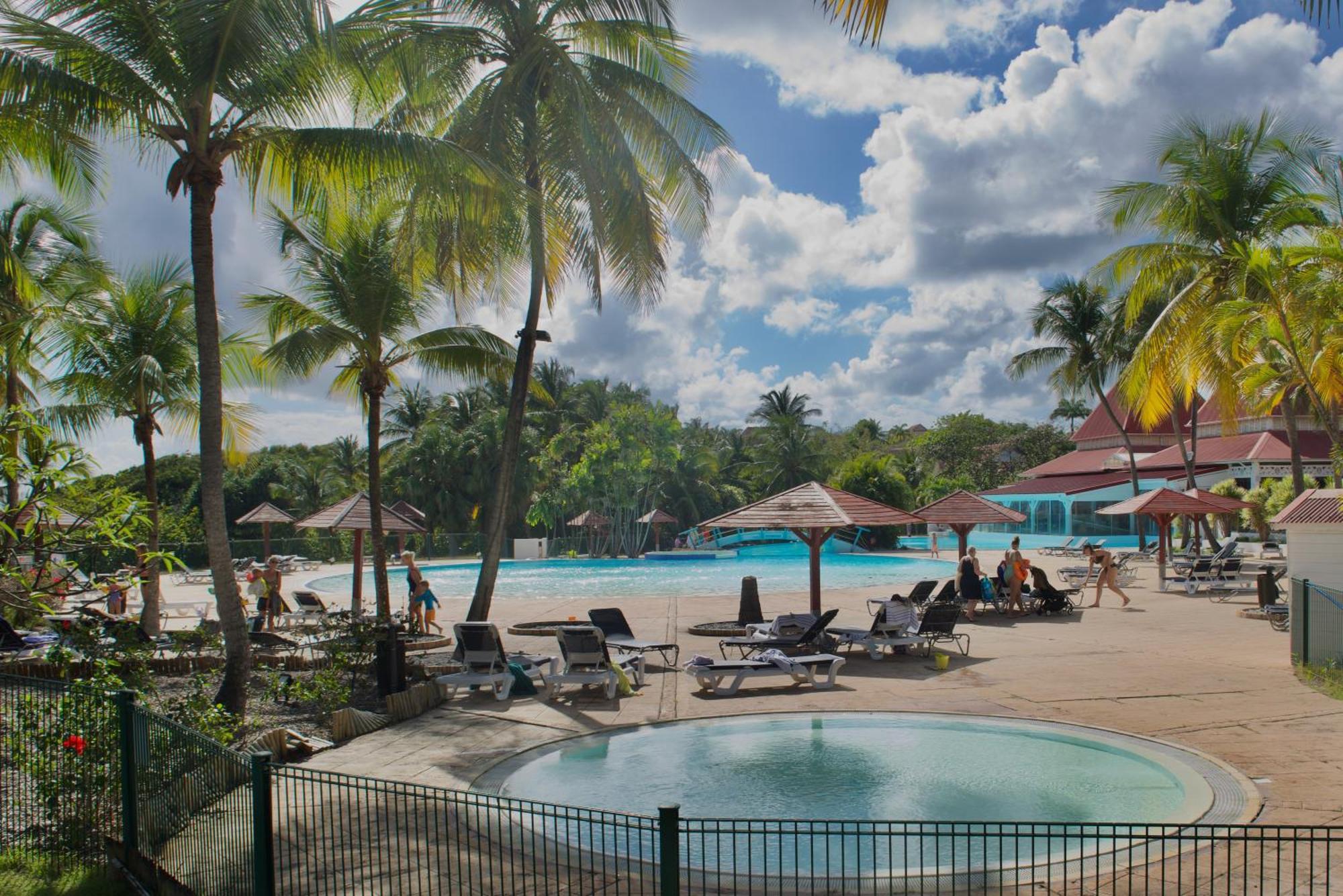 Studio Olia A P&V - Plages, Piscines Et Vue Mer! Sainte-Anne  Kültér fotó